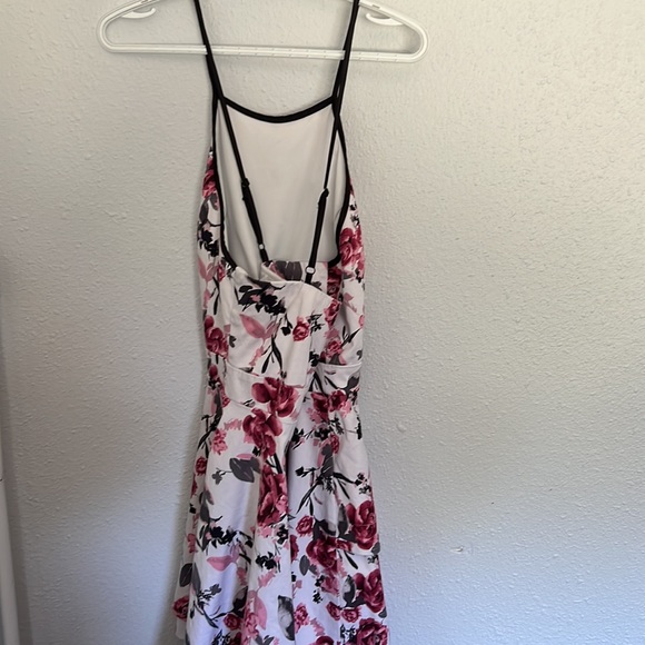 White with pink and grey flowers dress, size 13, for at the top, flowy bottom - Picture 2 of 2